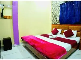 Hotel Ganaraj Sharnam -Near Mahakaleshwar Jyotirlinga #Air Conditioning Room #Free WiFi #Parking - Room Service #Best Hotel In Ujjain