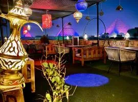 Farsha Pyramids Inn
