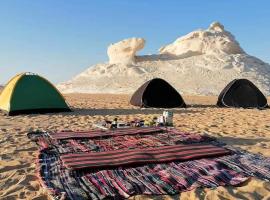 White desert Tent, ξενοδοχείο σε Qasr Farafra