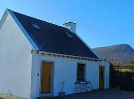 The WEE HOUS Cresslough