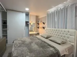 STUDIO 201 | WIFI 600MB | RESIDENCIAL JC, um lugar para ficar.