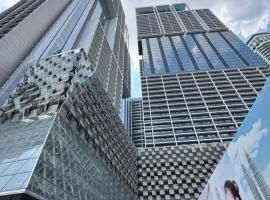 PLATINUM SUITES KLCC By RAISA