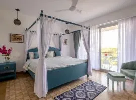 Da Alohas 2BHK Luxury Private Pool Penthouse Suite