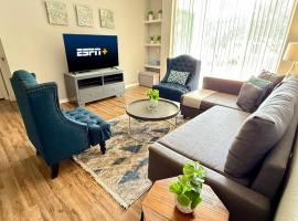 2BR2BA Getaway 7 Miles from Orlando Parks, t&aacute;rsash&aacute;zi lak&aacute;s Kissimmee-ben