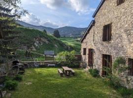 Chalet familiale de montagne - Pyrénées-Orientales, hotel a Puyvalador