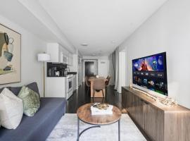 Trendy 1BR Condo Free Parking Downtown Toronto, condo in Toronto