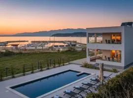 Stunning Home In Ljubacki Stanovi