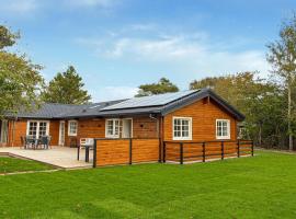 Amazing Home In Vejby With Wifi, ξενοδοχείο με υδρομασάζ σε Vejby Strand