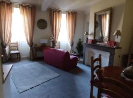 Appartement T3 2 chambres - 6 personnes, hotel in Luz-Saint-Sauveur
