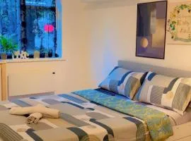 Jay's crash pad