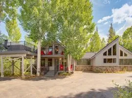 Mtn-View Deck Stunning Fraser Home By Ski Shuttle
