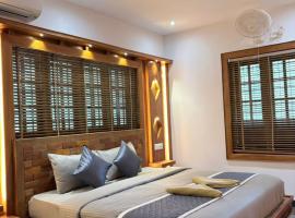 Elephant Valley Resort, hotel in Chekadi