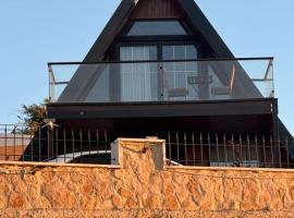 Umm Aljulud Cottages, hotel in Ajloun
