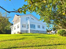 Casa Naveira vistas mar en Foz, hotel a Foz