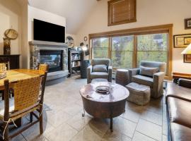 Jackpine & Black Bear Condos by Vail Resorts, resort en Keystone