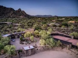 Chic 3BR Estate with Stables, Pool and Pickleball