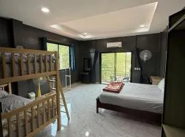 NJ HOME Pool Villa