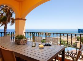 Mijas Costa Dolphin Views by ALFRESCO STAYS, hotel a Mijas Costa