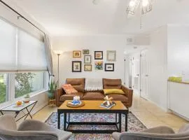 CasaBreeze Cozy Creek House/IRB&Clearwater Beach!