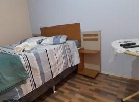 Quartos em Ametista, hotel in Ametista do Sul