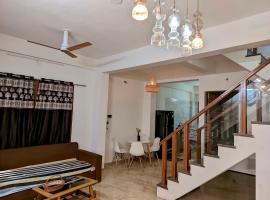 weekend home, for peace & bliss, hotel in Ahmedabad