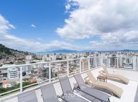 Aptos completos em prédio com piscina a 850m da Praia no Centro de Floripa - RIIs