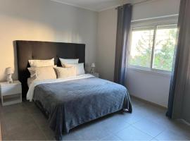 2BDR Reine Astrid, hotel in Cannes