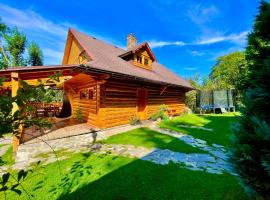 Chata pod horou, hotel con spa en O&scaron;čadnica