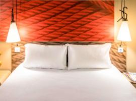 ibis Santos Gonzaga Praia, hotel de playa en Santos