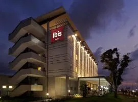 Ibis Bata