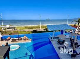Pé na Areia Vista Mar Beto Carrero e Férias