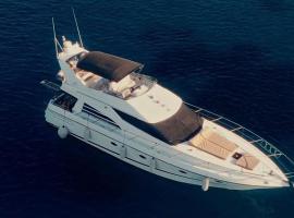 Exclusive 2, barco en Çeşme