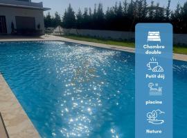 Riad el menzeh, hotel in Bouznika