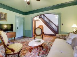 Walk to Downtown Historic Home in Edentons Heart, hotel a Edenton