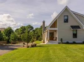 Private Lakefront Retreat The Cottage at Haven