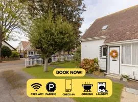 Charming 2-Bedroom Escape in Worthing