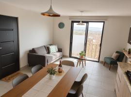 Departamento 3er Nivel ideal para Catrinas、アトリスコのキッチン付きホテル