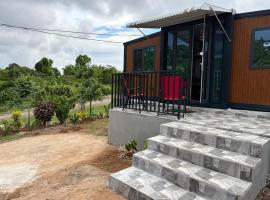 Paradise stay villa#3, hotel i Ocho Rios