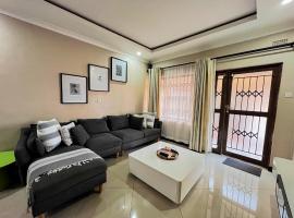 Palms & Pebbles Home, zelfstandige accommodatie in Lilongwe