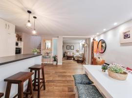 Casa rural Abuelo Daniel, hotel in Alcalá del Júcar