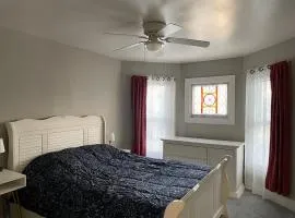 2 br upper updated fully furnished apt
