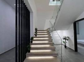 Abu yousef chalet, chalet di Irbid