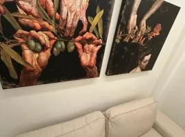 Idei-Eos Charming & Comfort Apartment