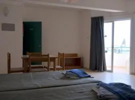 DebbieXenia Hotel Apartments Annex