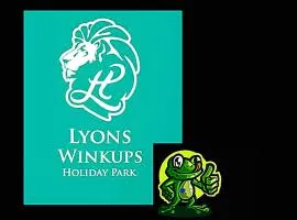 Lyons Winkups Holiday Park Towyn, North Wales static Caravan 3 bedroom sleeps 8 Free Entertainment and Parking Beds made up on arrival