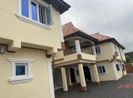A4 Service Apartment & Suite, hotel v destinaci Atan