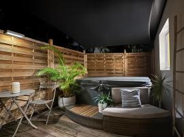 Le Pluméria - T1 avec un SPA privatif, wellness hotel v destinaci Saint-Denis