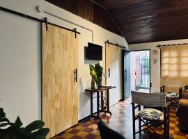 Casa Toia - Cerca del río, cerca de vos, hotel a Posadas