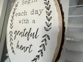 Town House Ideal for working professionals