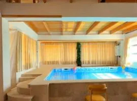 Sarl piscine chaufente familial